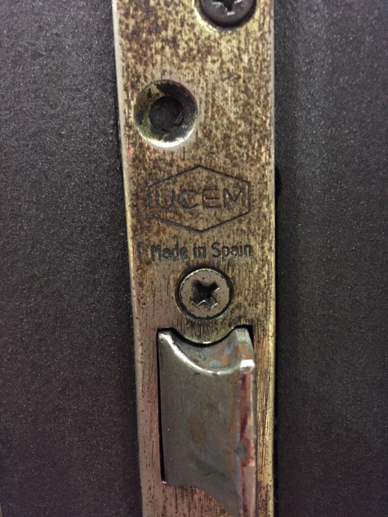 UCEM社の錠